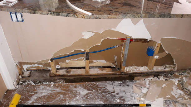 Best 24/7 water damage repair  in Prairie Du Chien, WI
